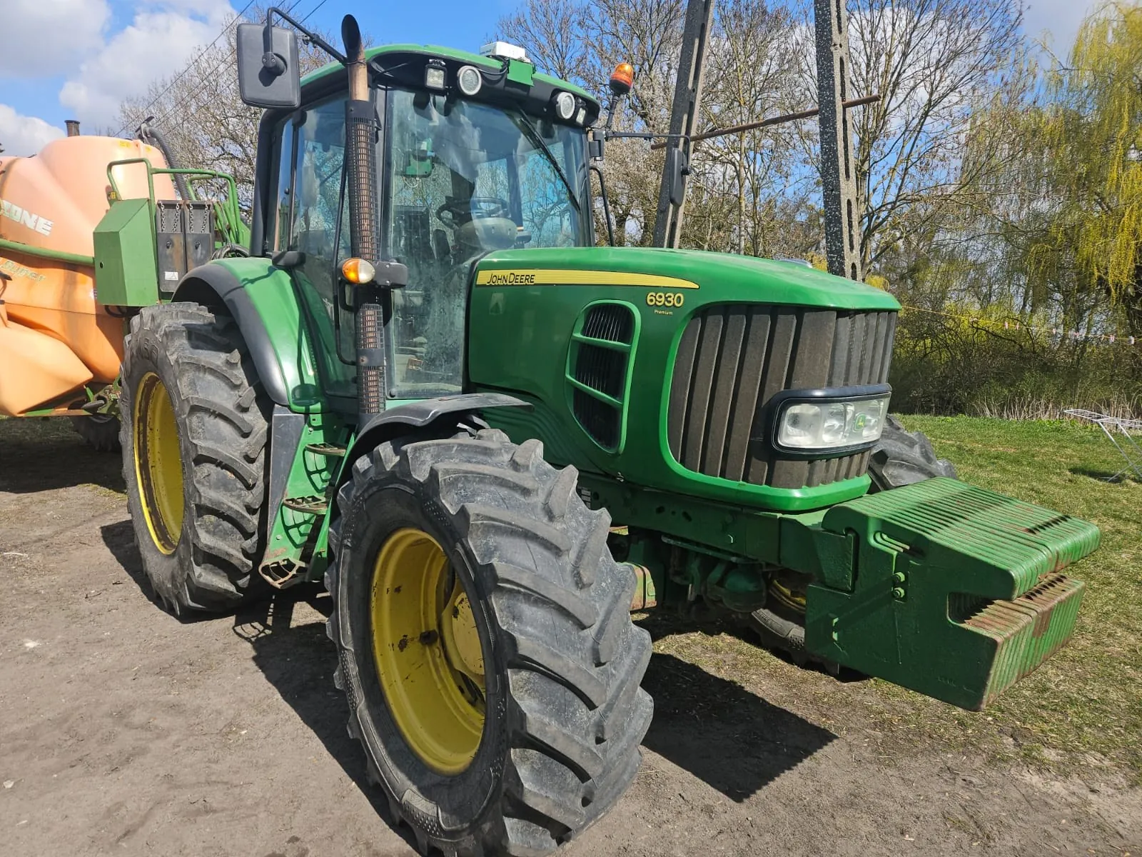John Deere 6930