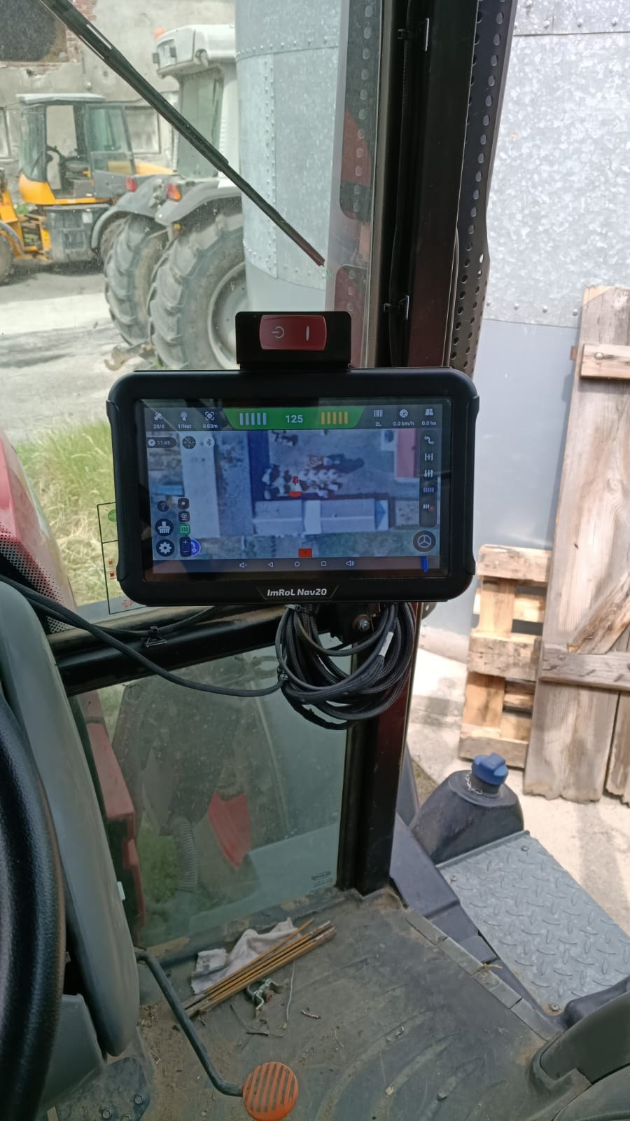 Zetor Forterra CL140 — terminal ImRoL Nav20 w kabinie